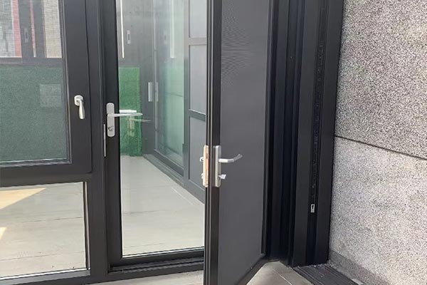 Hva er aluminiumsvinduer og -dører?